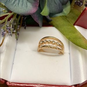 Anne Taylor loft ring size 7